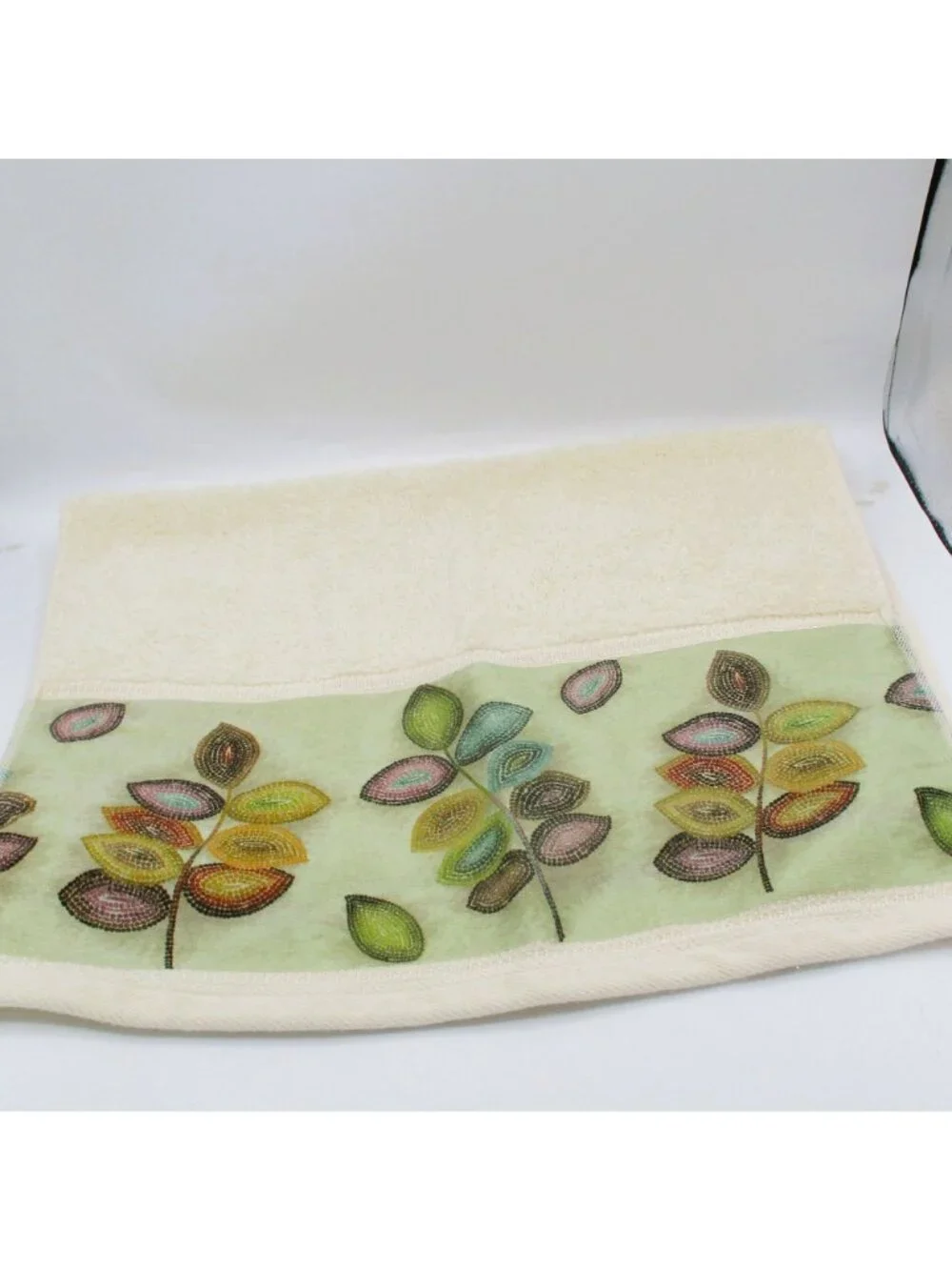 Croscill Mosaic Leaves Hand Towel  Decorative Accent For Bathroom  Kitchen